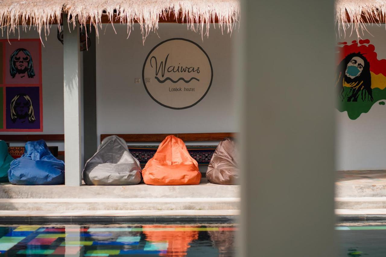 Waiwas Hostel Kuta  ภายนอก รูปภาพ